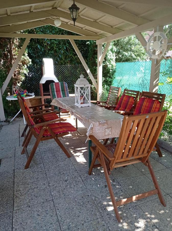 Sommer Ferienhaus Balatonszarszo Exterior foto